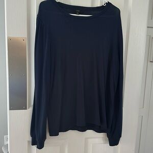 J Crew navy blue super soft thin sweater. XL. EUC.